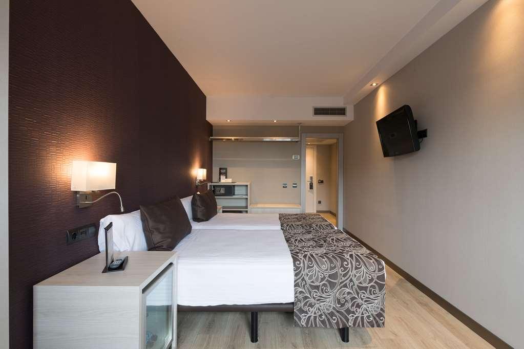 Catalonia Atenas Hotel Barcelona Room photo